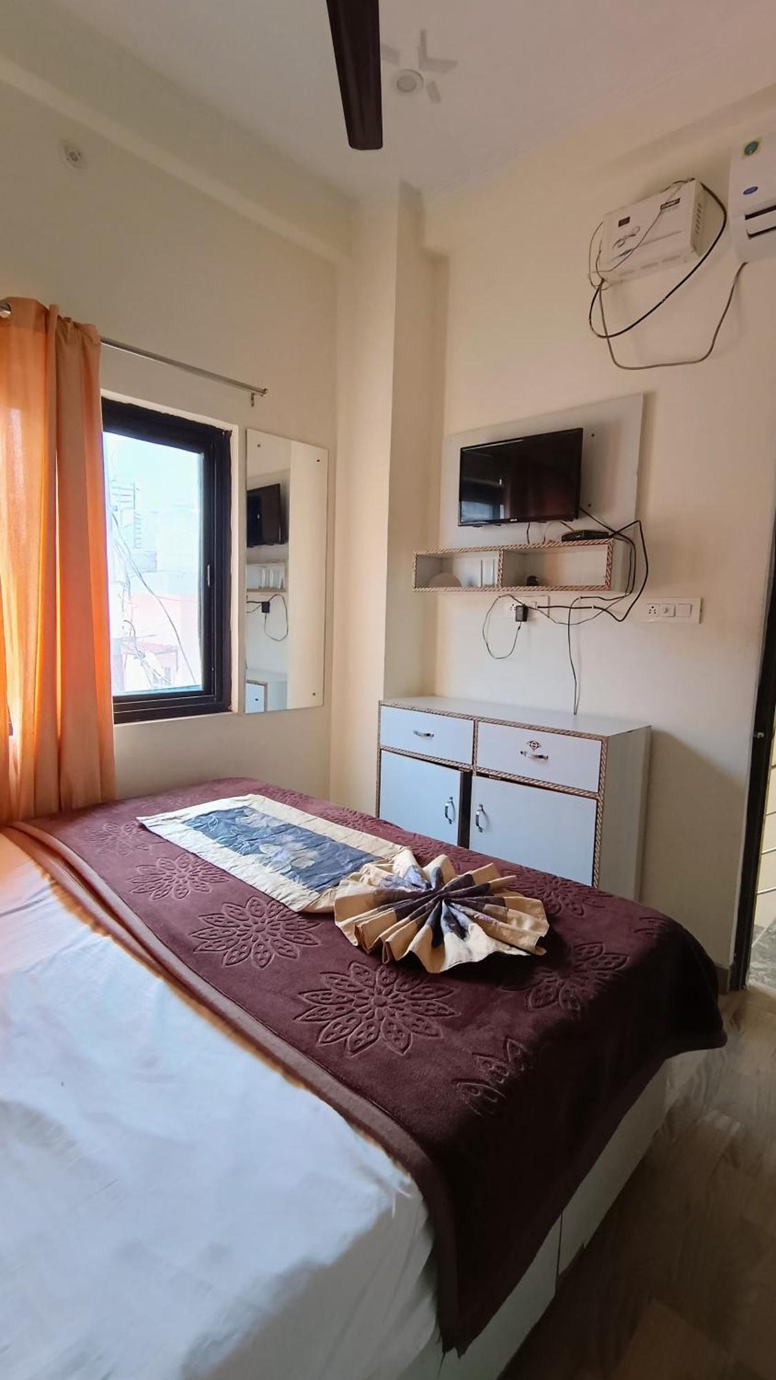 Olt Hostel Rishīkesh Екстериор снимка