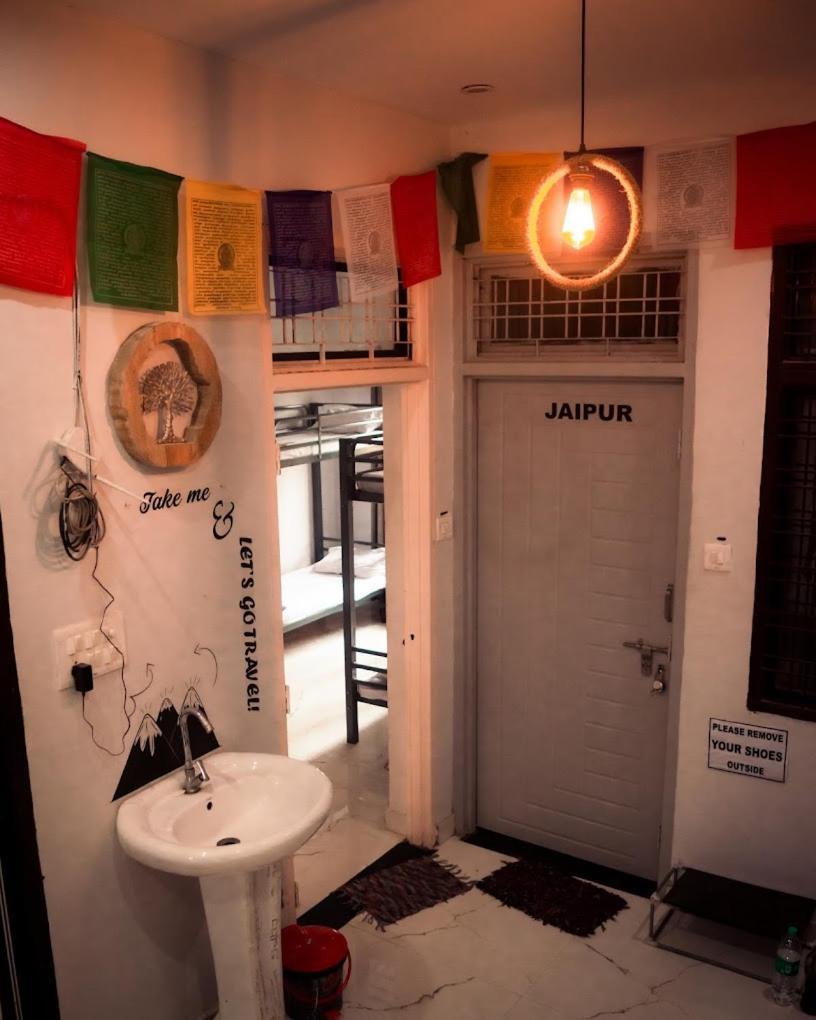 Olt Hostel Rishīkesh Екстериор снимка