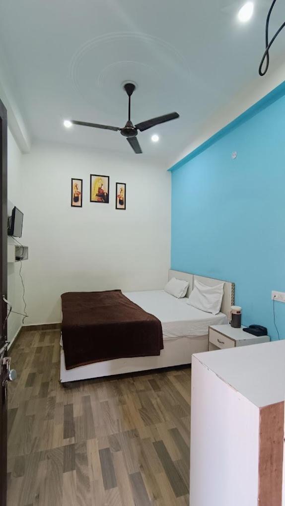 Olt Hostel Rishīkesh Екстериор снимка