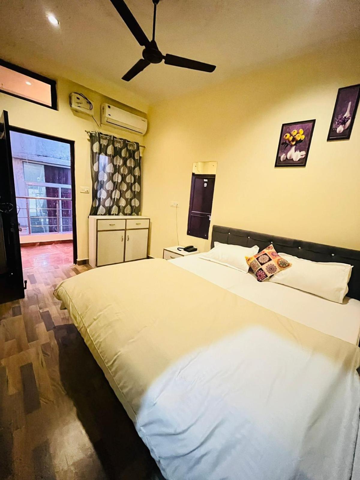 Olt Hostel Rishīkesh Стая снимка