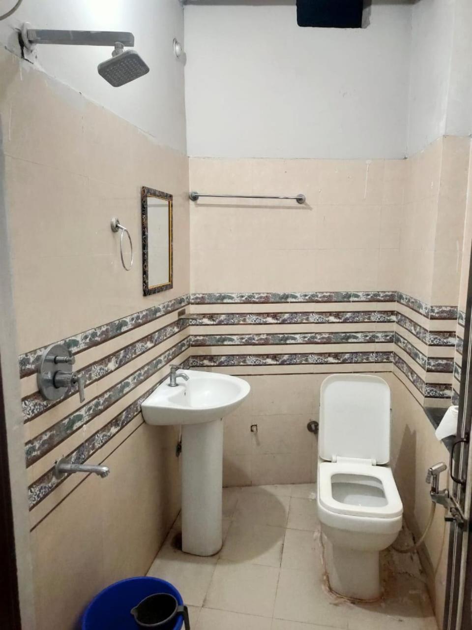Olt Hostel Rishīkesh Екстериор снимка