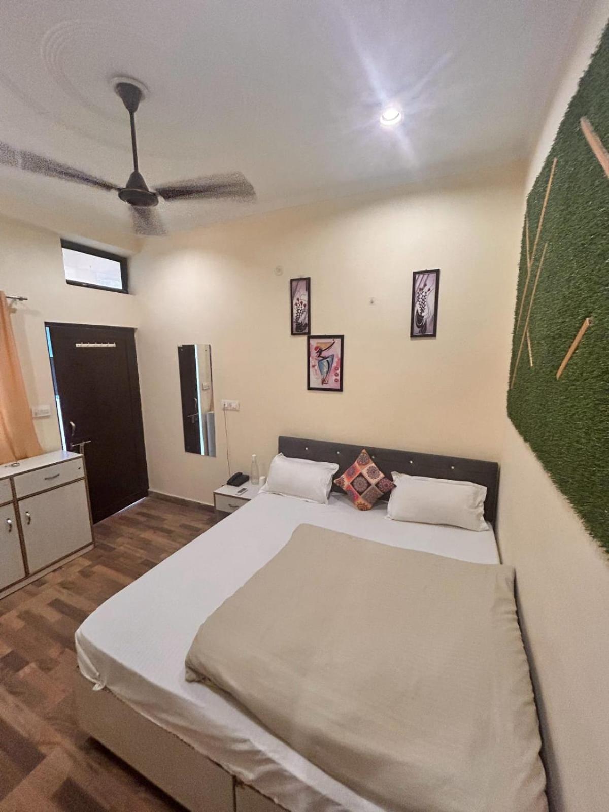 Olt Hostel Rishīkesh Екстериор снимка
