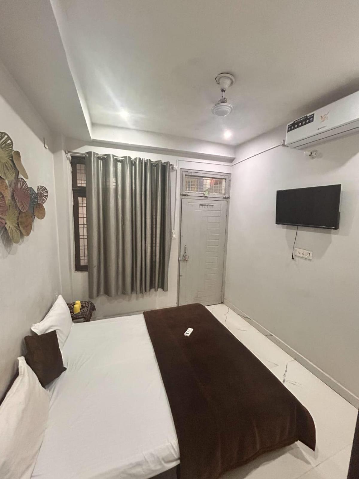 Olt Hostel Rishīkesh Екстериор снимка